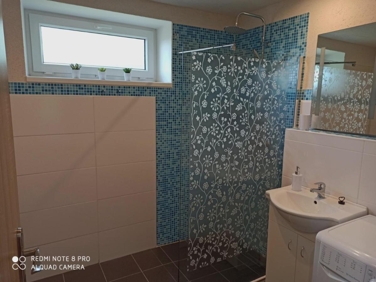 Apartman U Vrbu Cerna v Posumavi Ngoại thất bức ảnh